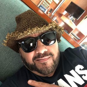 Meet your Posher, Omar